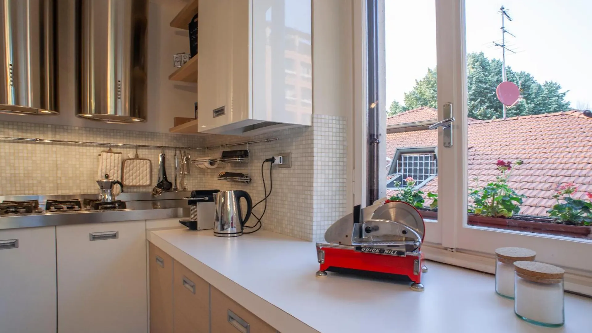 Apartment Bright And Comfy In A Beautiful Contemporary Home Milan