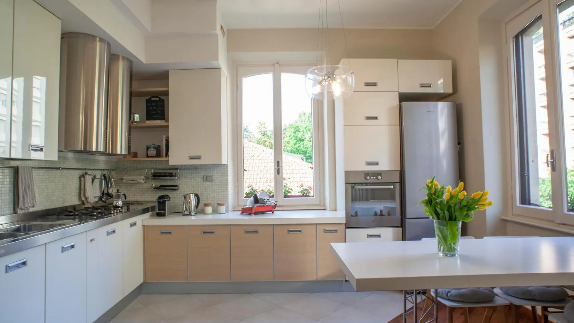 Apartment Bright And Comfy In A Beautiful Contemporary Home Milan